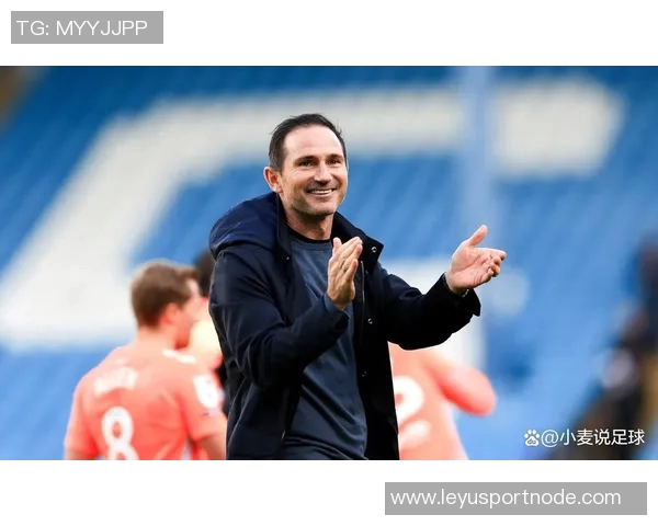 英媒报道班福德与兰帕德重聚考文垂训练昔日切尔西队友再续情谊